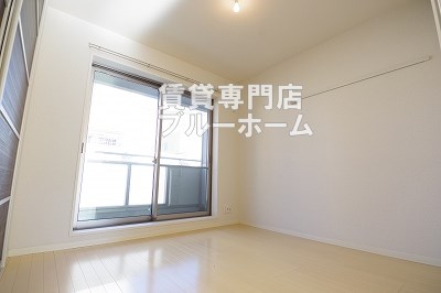 その他部屋・スペース　4.9帖の広い洋室です！