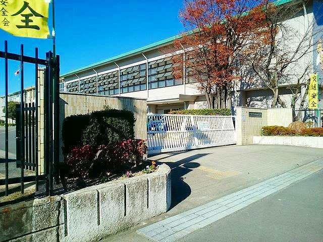 小学校　一宮市立　神山小学校（小学校）まで350m