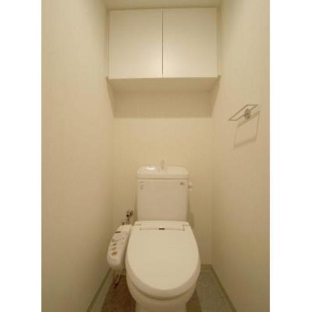 トイレ　※写真は同タイプ住戸です。
