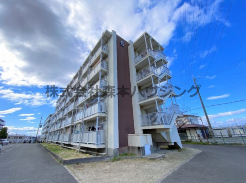 建物外観　落ち着いた雰囲気の外観です