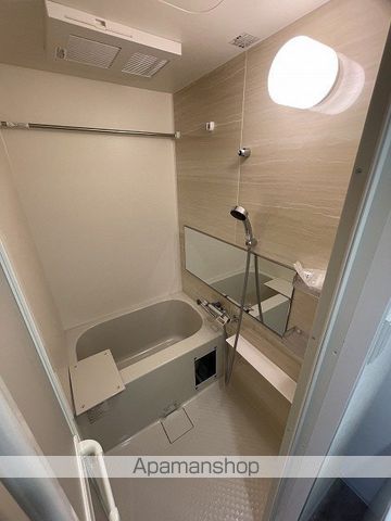 地下鉄中央線 阿波座駅 徒歩8分 13階建 築1年の風呂写真