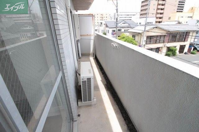 コスモクィーン富田町の内装写真
