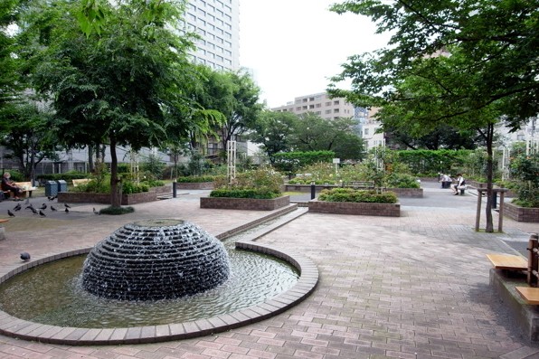 公園　赤坂氷川公園（公園）まで733m
