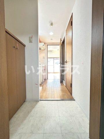 エステムコート神戸元町通の玄関写真