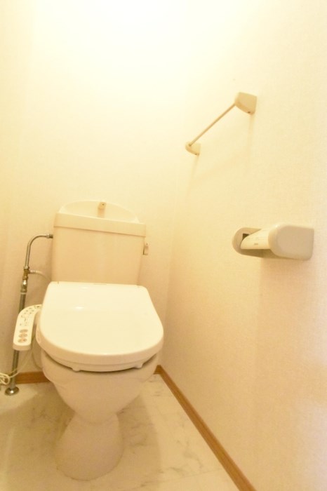 ロイヤルガーデンのトイレ写真