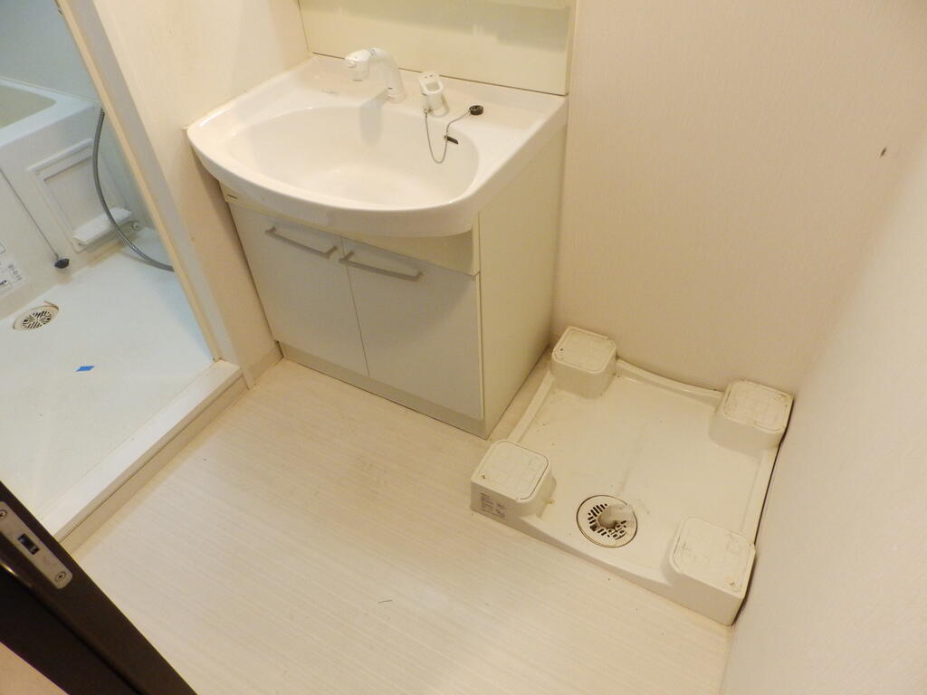その他　脱衣室　室内洗濯機置場
