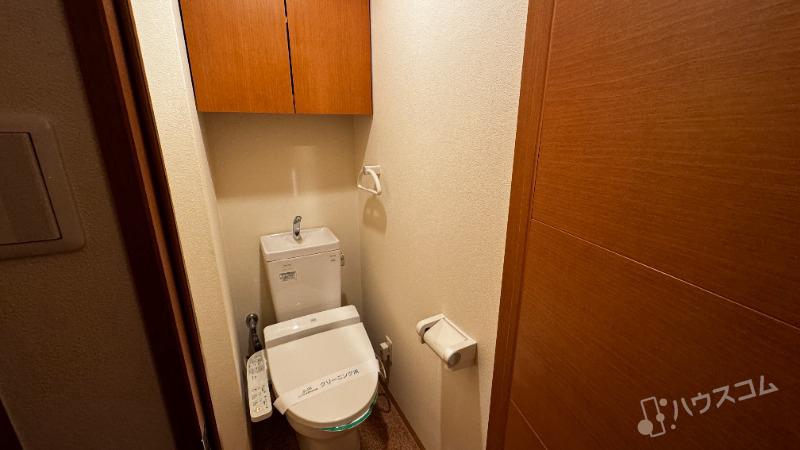 阪急宝塚線 庄内駅 徒歩12分 6階建 築18年のトイレ写真