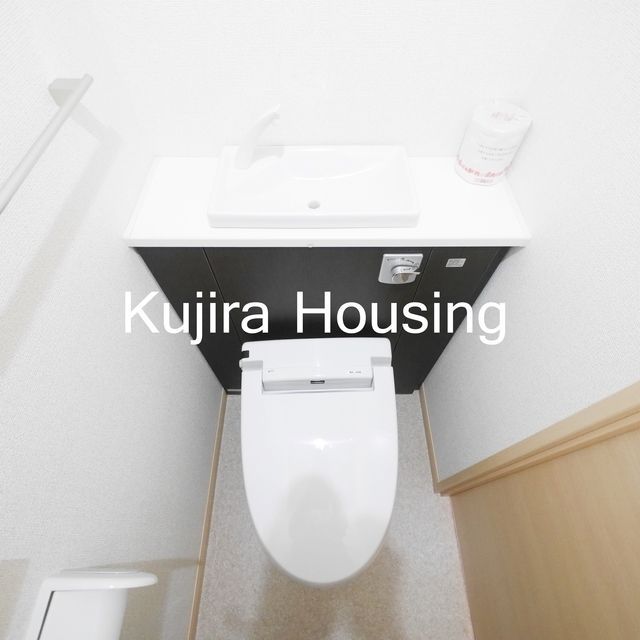トイレ　★温水洗浄便座です★