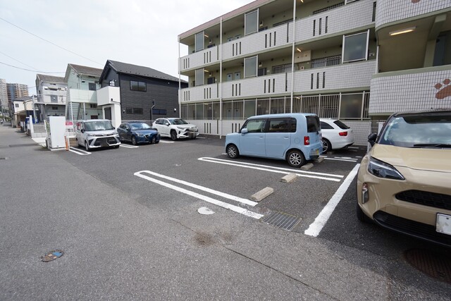 駐車場　要空確認