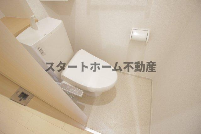 トイレ　落ち着いたトイレです