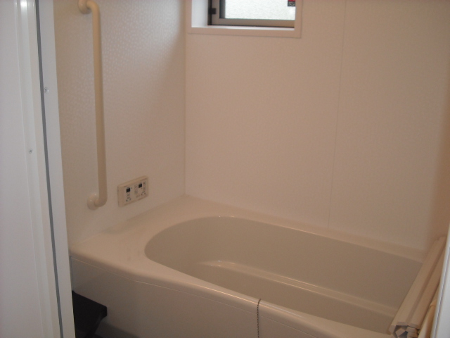 バス・シャワールーム　ゆったり、のんびり　人気の１坪風呂！