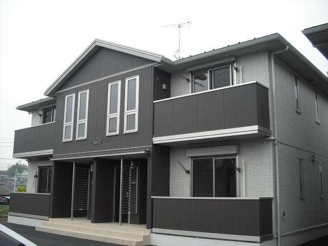 建物外観　まるでチョコレートケーキのような・・・ショコラ！