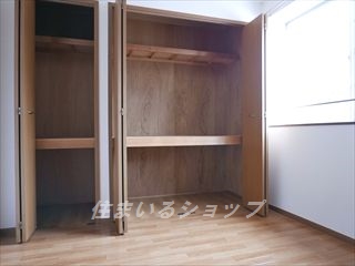 【広島市安佐北区亀山のアパートの収納】