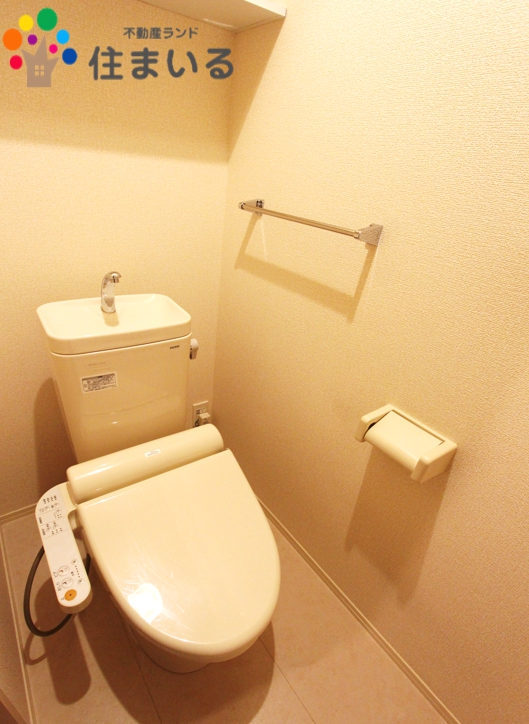 トイレ　※写真は同型タイプとなります