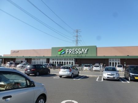 ショッピングセンター　フォリオ大泉（ショッピングセンター）まで509m