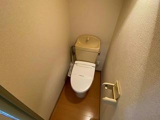 【レオパレスライトハウスのトイレ】