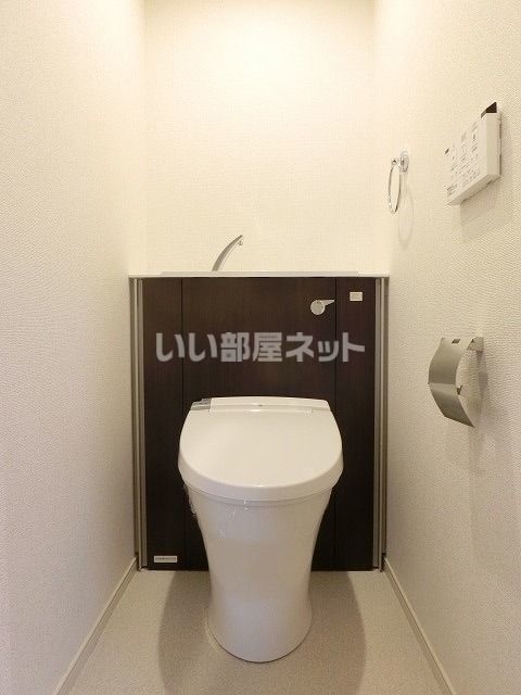 【静岡市駿河区大和のマンションのトイレ】
