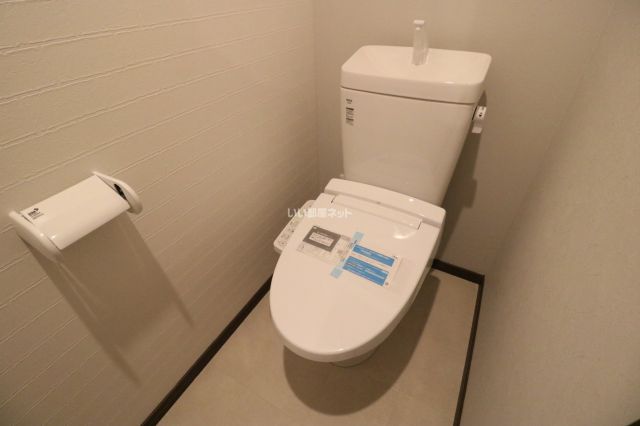 【福岡市西区拾六町のアパートのトイレ】
