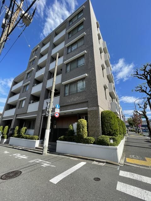 大田区田園調布のマンションの建物外観