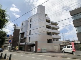 【アビタシオン川越の建物外観】