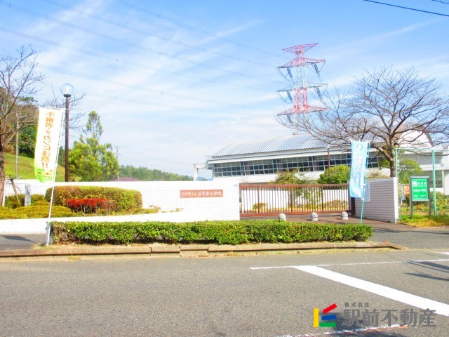 【Ｔ－Ｒｅｇｎｏ　ＡＭＡＮＥの小学校】