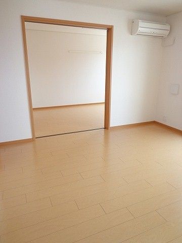 【豊橋市松井町のアパートのその他】