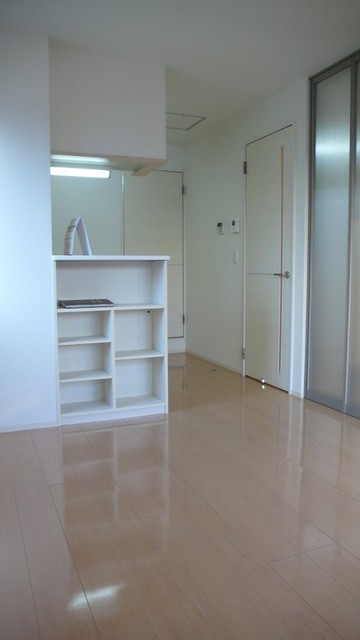 居室・リビング　南向きの明るいリビング