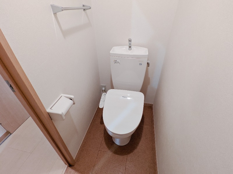 トイレ　図面と現状に相違がある場合には現状を優先