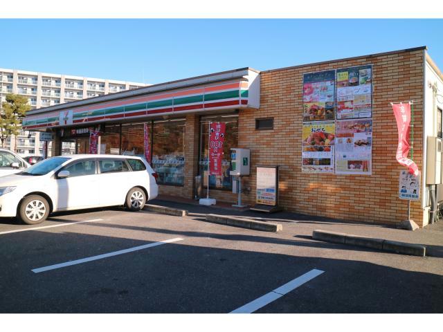 コンビニ　セブイレ甲西ダイハツ工場前店（コンビニ）まで921m