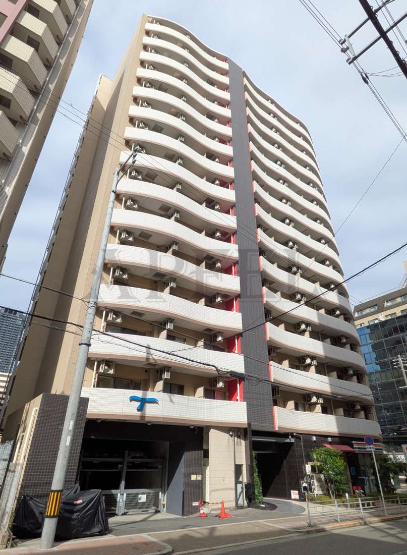 建物外観　SEST北浜