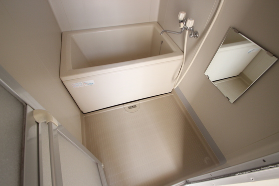 バス・シャワールーム　※別の号室の写真です