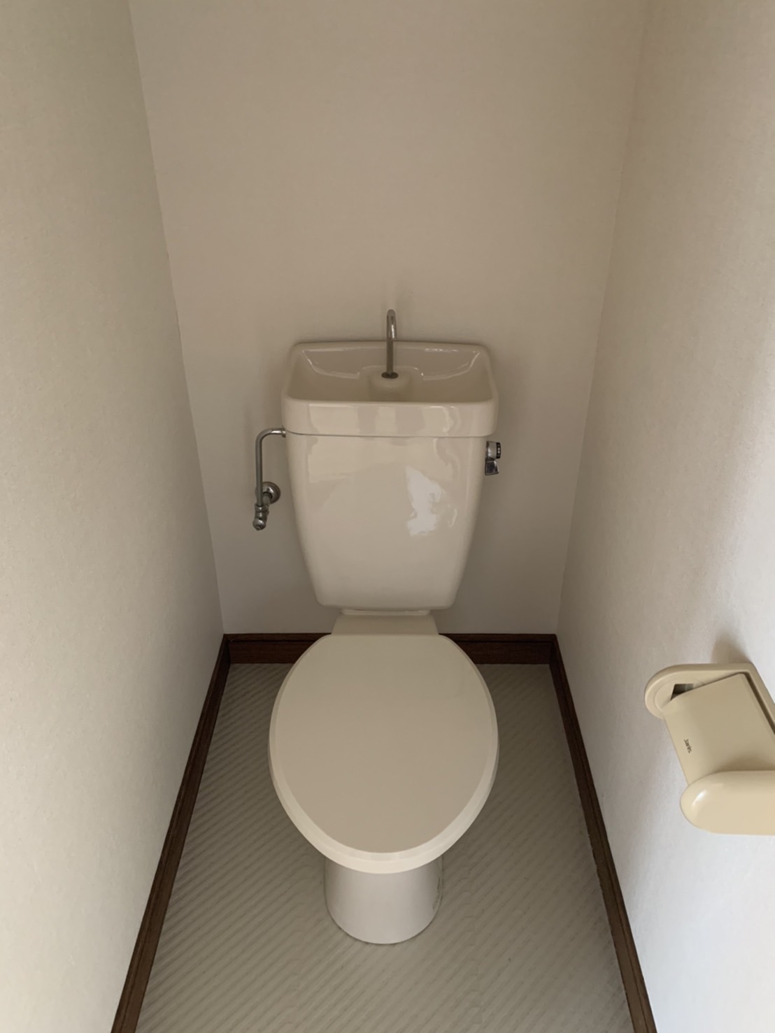 トイレ　現況が相違する場合は現況を優先致します。