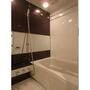 バス・シャワールーム　追焚機能付き、広々バスルーム！