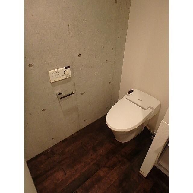 トイレ　温水洗浄便座トイレ☆