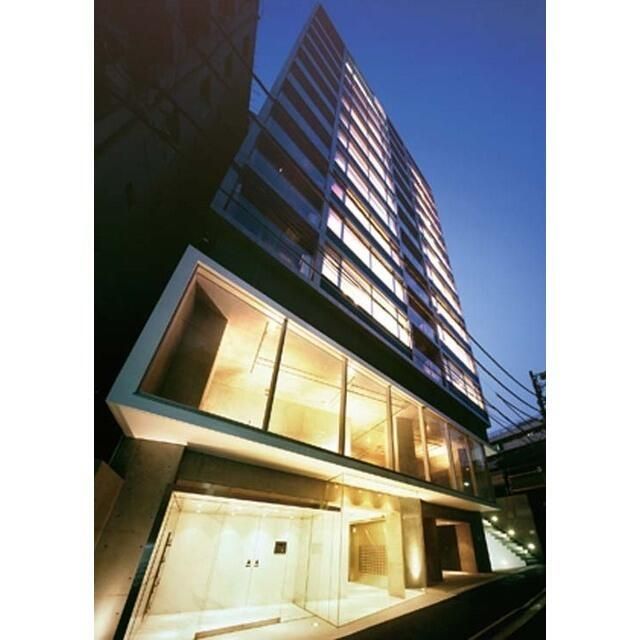 建物外観　人気エリア☆ 渋谷5分♪角部屋設備充実のお部屋です◎