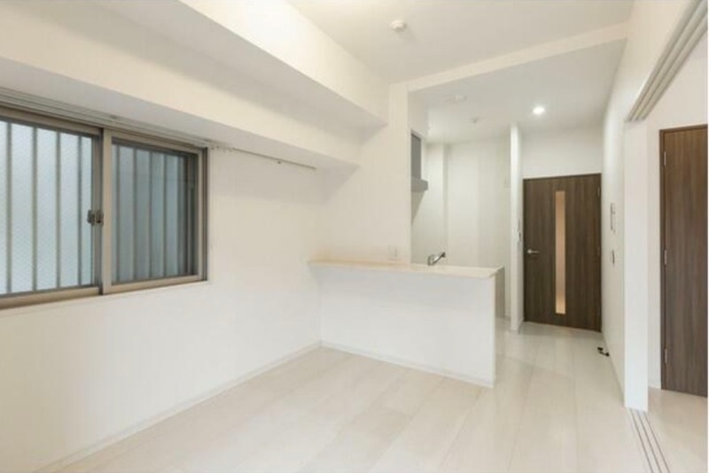 居室・リビング　※別部屋の参考写真です。