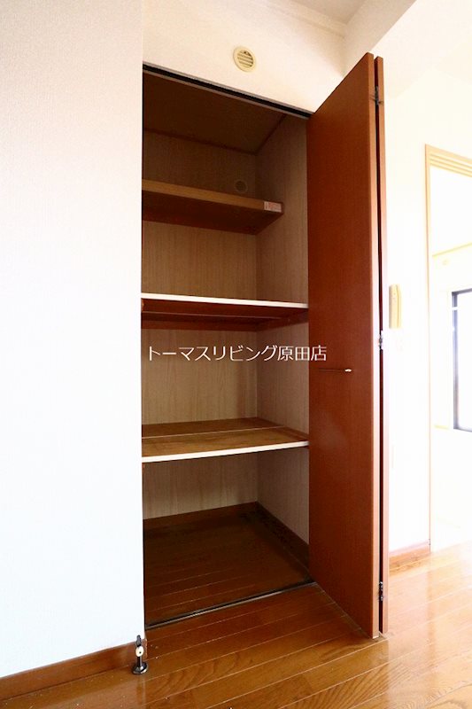 収納　403号室写真