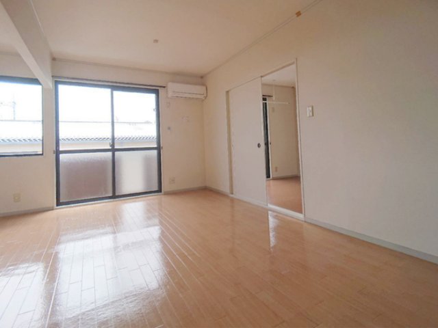 居室・リビング　おしゃれな居間です