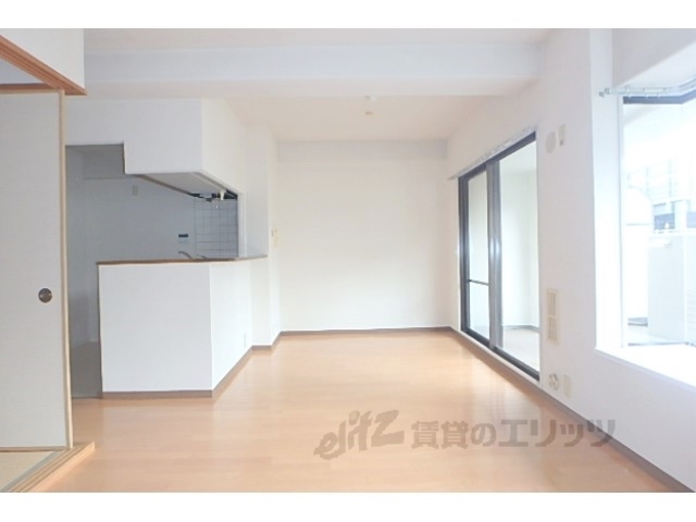 居室・リビング　リビング