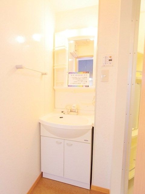 洗面設備　同仕様写真