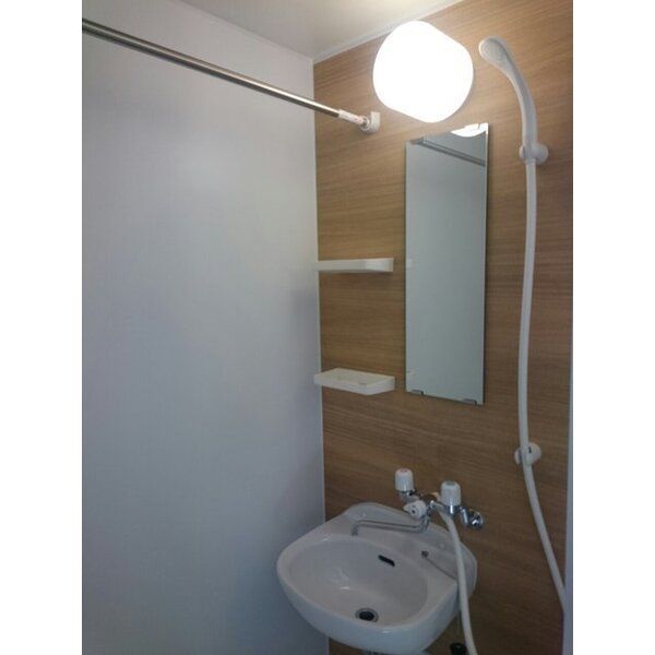 バス・シャワールーム　きれいなシャワールームです