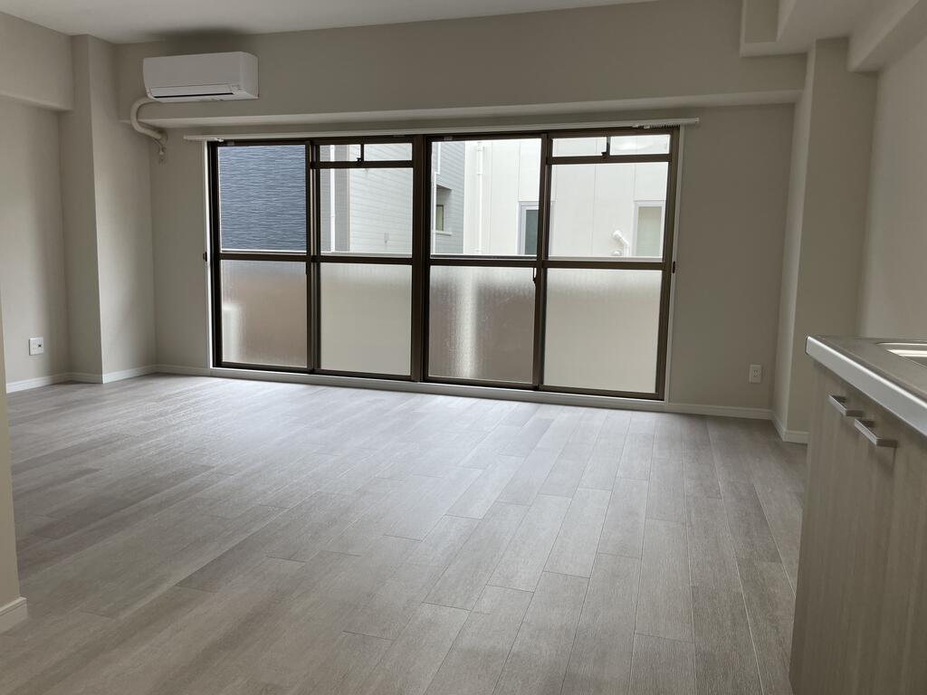 居室・リビング　☆同マンション別室の写真です☆