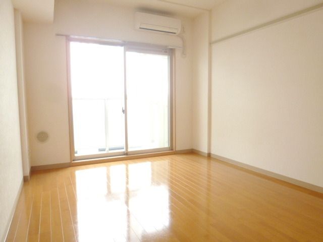 居室・リビング　★お問い合わせはタウンハウジング聖蹟桜ヶ丘店まで★