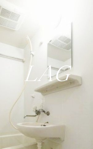 洗面設備　洗面台です。