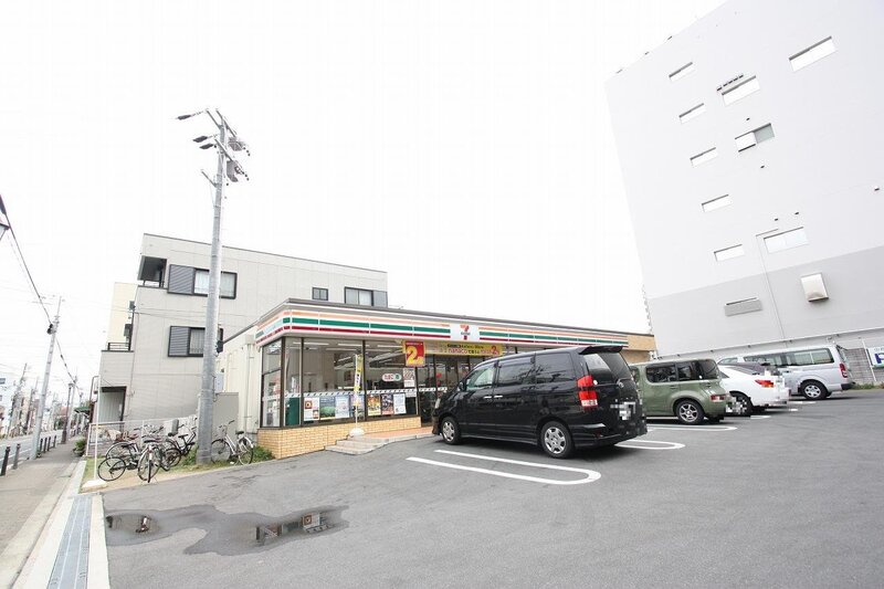 コンビニ　セブンイレブン名古屋東外堀町店（コンビニ）まで155m