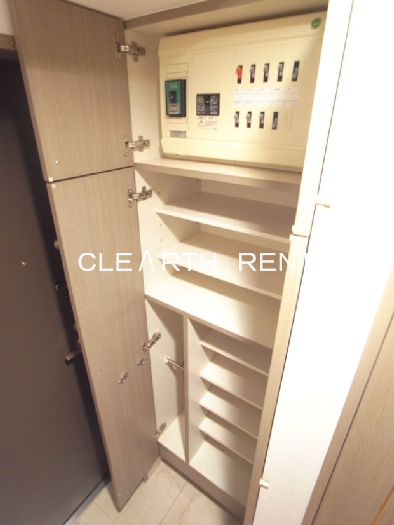 玄関　同タイプ別住戸写真となります。現況と異なる場合がございます。