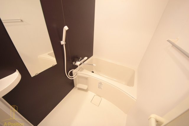 バス・シャワールーム　クレストコート靭公園