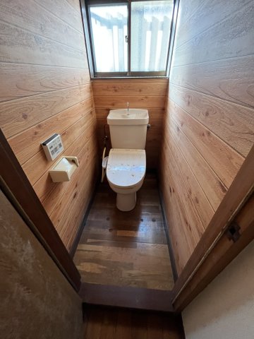 トイレ　ゆったりとした空間のトイレです