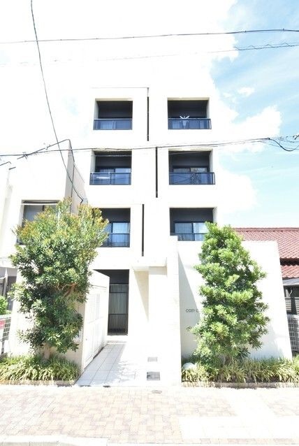 建物外観　しっかりとした建物♪