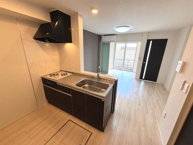 キッチン　※同タイプの写真です。